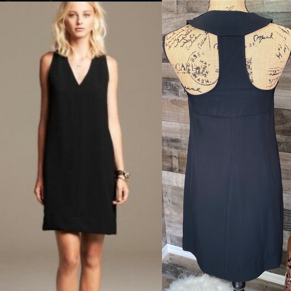 Banana Republic T-back shift dress with pockets